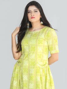 Nazmil - Green Bandhani Printed Tier Long Dress With Weld Pockets - D4 ...