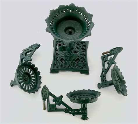 Victorian Cast Iron Plant Stand with Three Swivel Arms For Sale at 1stDibs