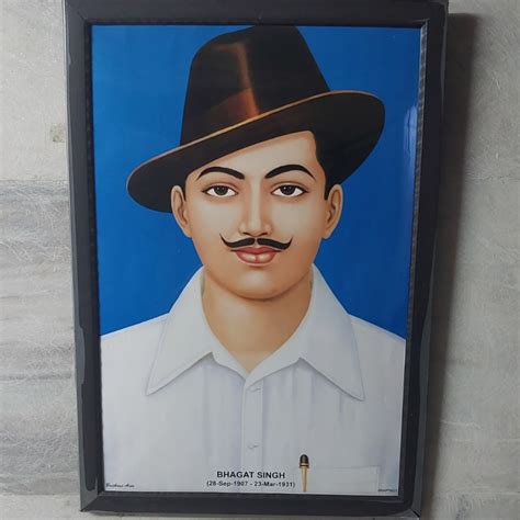 Buy Shahid Bhagat Singh Photo with Frame for Wall | All India Delivery ...