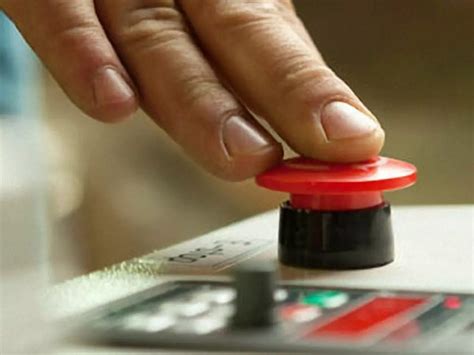 Next Time You Visit Agra, You Might Find Panic Buttons Around For ...