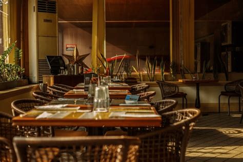 12+ Restaurants In Sri Lanka to Authentic Sri Lankan Cuisine