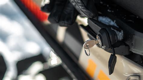 How a BRP LINQ Lock System Works 的图像结果