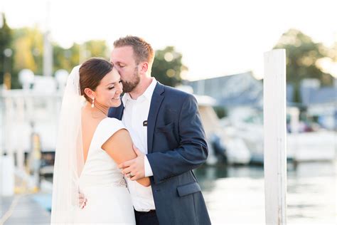 A Classic Put in Bay Winery Ohio Wedding — The Overwhelmed Bride ...