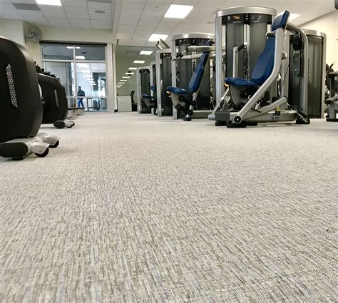 Everything You Need To Know About Vinyl Gym Flooring - Flooring Designs