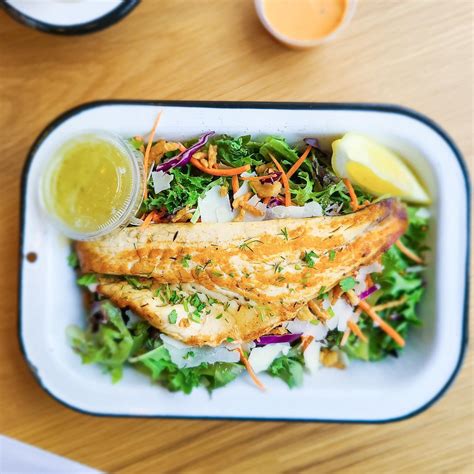 Brown Bag Seafood Co. | Charlottes Got A Lot