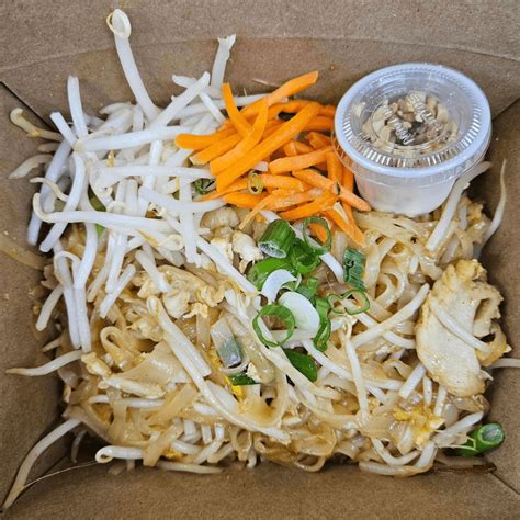 Best Thai food in Bend, OR | Easy Thai Bend | Thai food near me