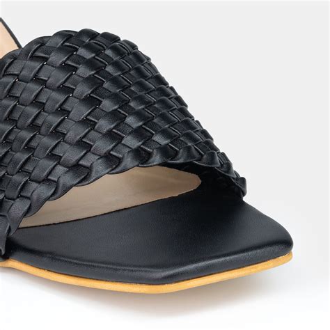 WOMENS BLACK BRAIDED OPEN TOE BLOCK HEELS CHAPPALS/SANDALS – Sylcon Shoes