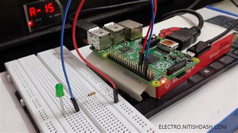 Raspbarry Pi Blinking LED YT 的图像结果