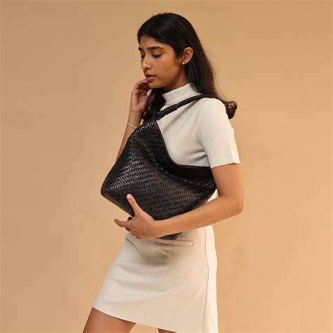 Calonge - Handwoven Hobo Bag made in the Intricate Signature weave Octo