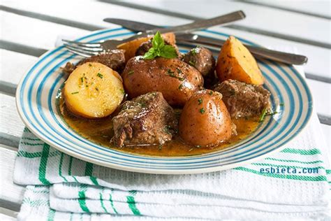 Estofado de ternera con patatas - Recetas de Esbieta