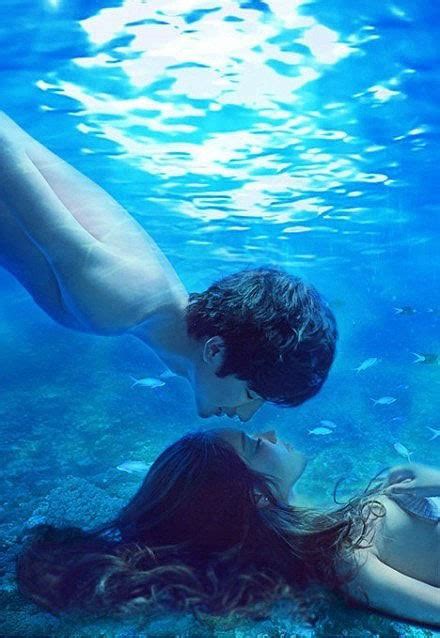 在水里浪漫的亲嘴、我总想你多了拥抱着QQ情侣皮肤素材_情侣皮肤_剑速网