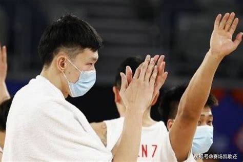 曝中国男篮仅有6人能正常训练 多位球员带伤带病出战韩国男篮_球天下体育