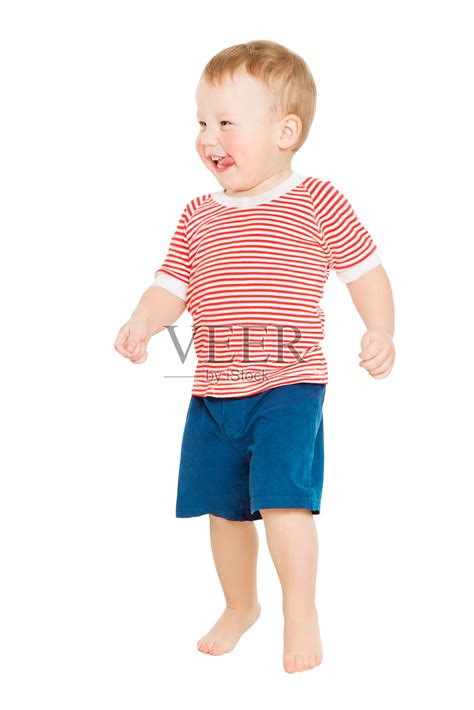 婴儿男孩全身像，快乐的孩子站在白色，孩子一岁照片摄影图片_ID:337215942-Veer图库