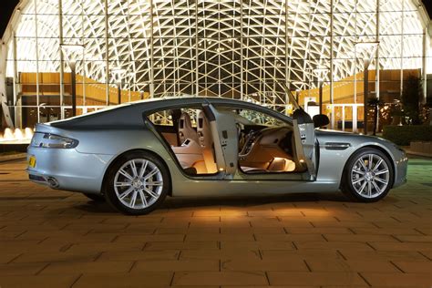 Modern Classic: Aston Martin Rapide — AutoMuse