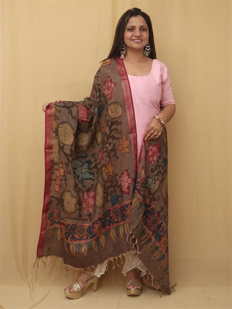 Chic Multicolor Kalamkari Silk Dupatta: Stylish & Trendy