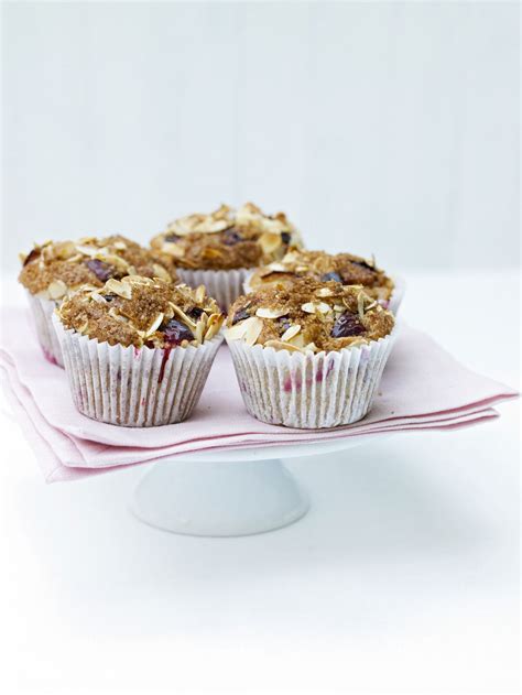 Damson (or Plum) and Cinnamon Muffins recipe | Delia Smith