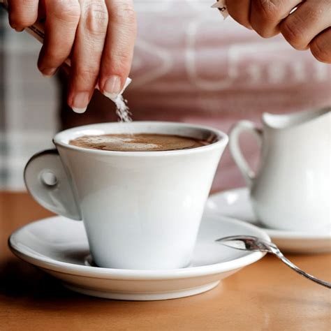 Experts Agree: This Is The Healthiest Sweetener To Add To Your Coffee For Weight Loss - SHEfinds