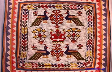 Know the Exquisite Traditional Indian Art