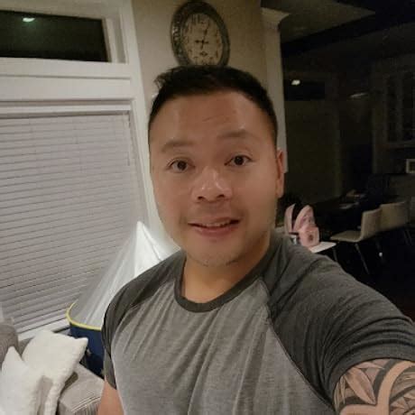 Buy Viktor & Rolf Men Spicebomb Extreme Eau De Parfum Spray 90Ml/3.04Oz ...