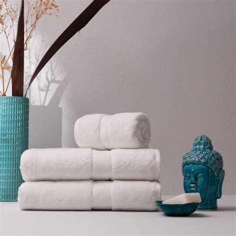 Feather & Spun Scented Bath Towel, 800 GSM Pure Cotton Bath Towel for ...