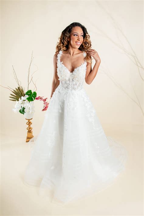 Lynette | Isabella Grace Bride Bridal | Harrisonburg, VA