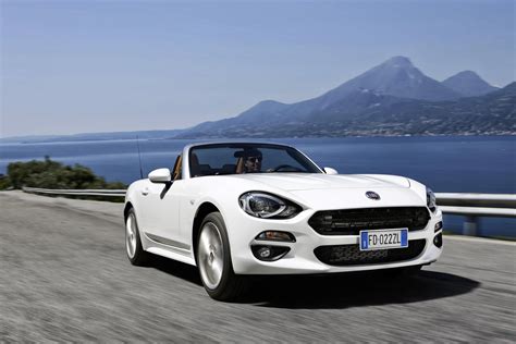 2017 Fiat 124 Spider Launched in Europe, Abarth Priced at €40,000 - autoevolution