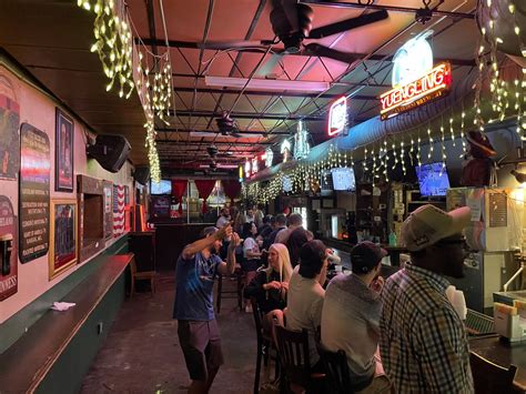 Five Paces Inn - Scoundrel's Field Guide