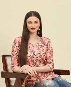 Long Kurti With Jeans - Buy Long Kurti With Jeans online at Best Prices ...