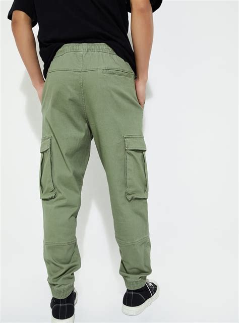 Buy URB_N Men Relaxed Fit Cargo Joggers Online at just Rs. 1699.0 ...
