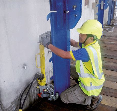 Auto Climb Form Work for Column 的图像结果