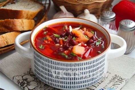 Борщ с фасолью и мясом говядины, вкусный рецепт с консервированной фасолью