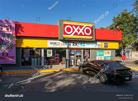 Oxxo Franchise Convenience Store Guadalajara Jalisco Stock Photo 2594422573 | Shutterstock