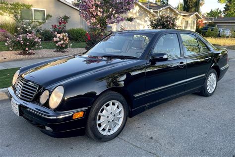 2001 Mercedes-Benz E320 Sedan auction - Cars & Bids