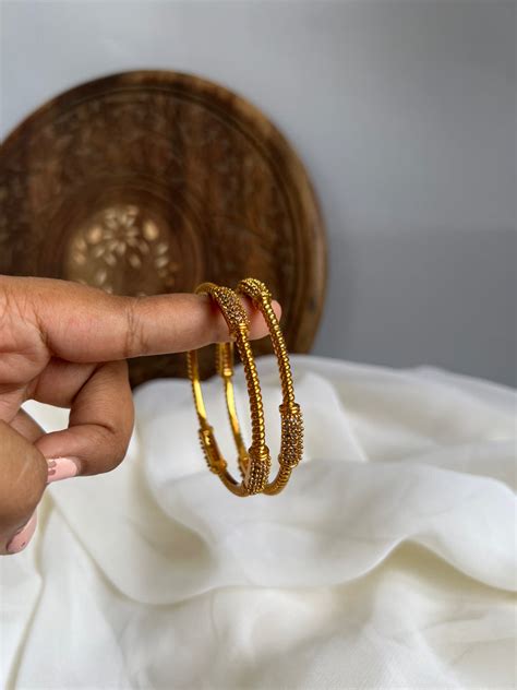 Matte stone bangles set of 2 – House of Jhumkas