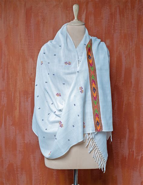 White Buti Pure Handwoven Woollen Stole – Earthyfits