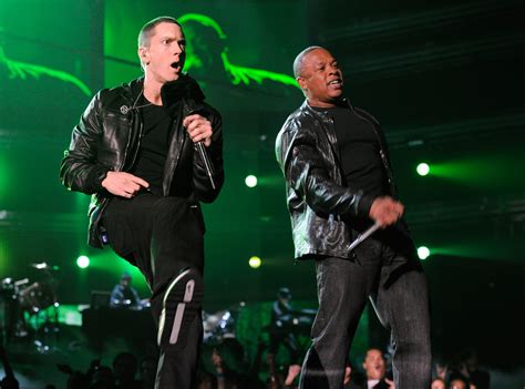 Eminem Teases New Music, Flips Off San Francisco 49ers Fans At Detroit ...