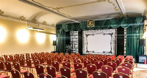 Спектакль «Снежная королева», Екатерининское собрание в Санкт ...