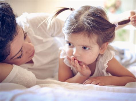 Your 18-month-old's social and emotional development: Making friends ...