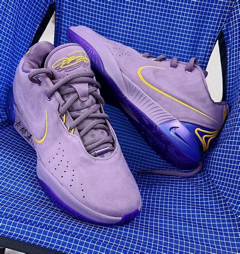 Lebrons Shoes For Girls Purple