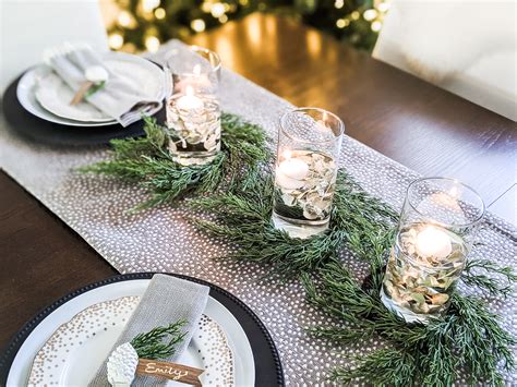 Simple Homemade Christmas Table Decorations at Benjamin Macbain blog