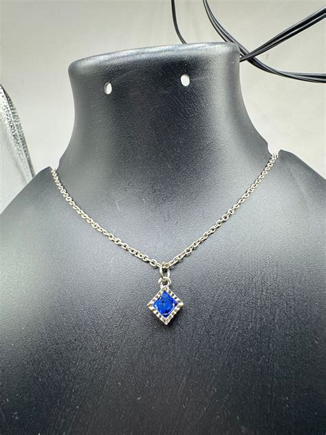 Royal Sapphire Square Pendant Necklace – ELVION