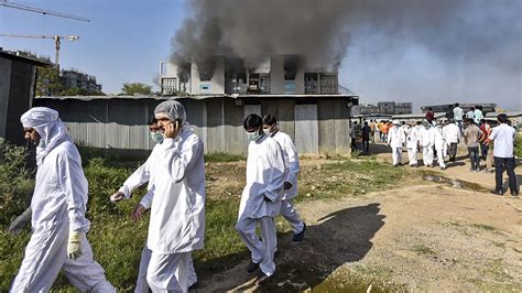 fire in Serum institute building pune Breaking News: देश की सबसे बड़ी ...