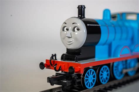 Bachmann Trains - THOMAS & FRIENDS EDWARD ENGINE India | Ubuy