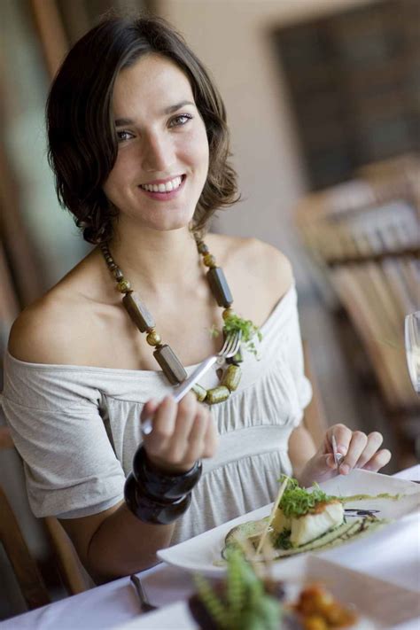 Preventing Cavities: Super Snacks for Super Teeth | Vancouver Dentist