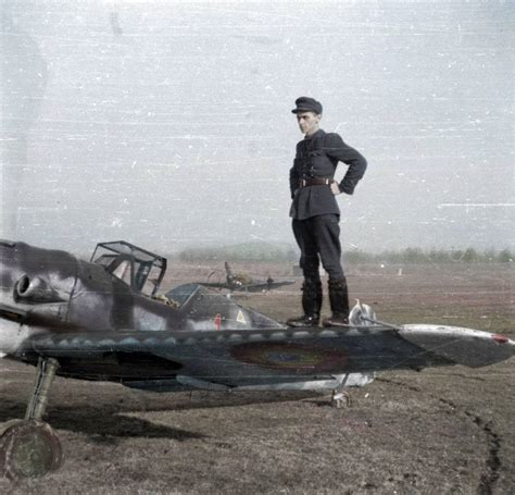 二战著名飞行员，将女孩照片贴在机身，他死后60年，女孩和他合葬_理查德·邦