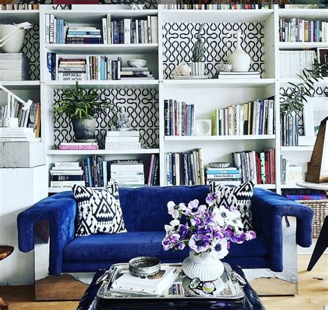 24 Inspiring Living Room Bookshelf Ideas