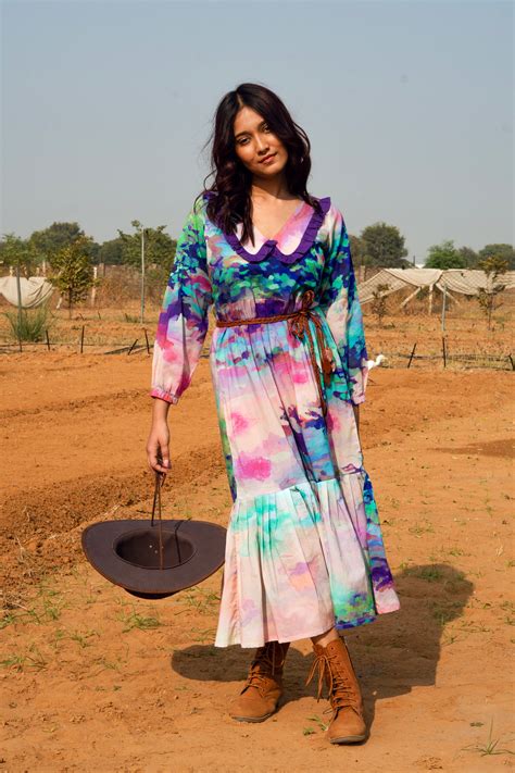 Bella Cloud Tire Dress – Buta Buti