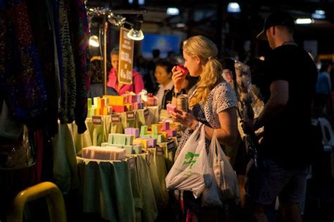 Night Market - QVM, Melbourne - TimesTravel