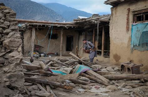 5.5 magnitude quake jolts Afghanistan day after over 1,400 killed in ...