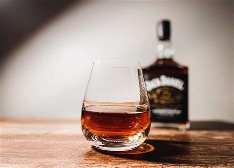 Buy Snute Old Fashioned Crystal Whiskey Glass - Bourbon Glasses Scotch ...